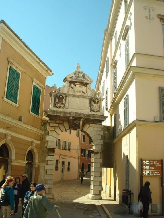 Apartman Sara Rovinj Exterior photo