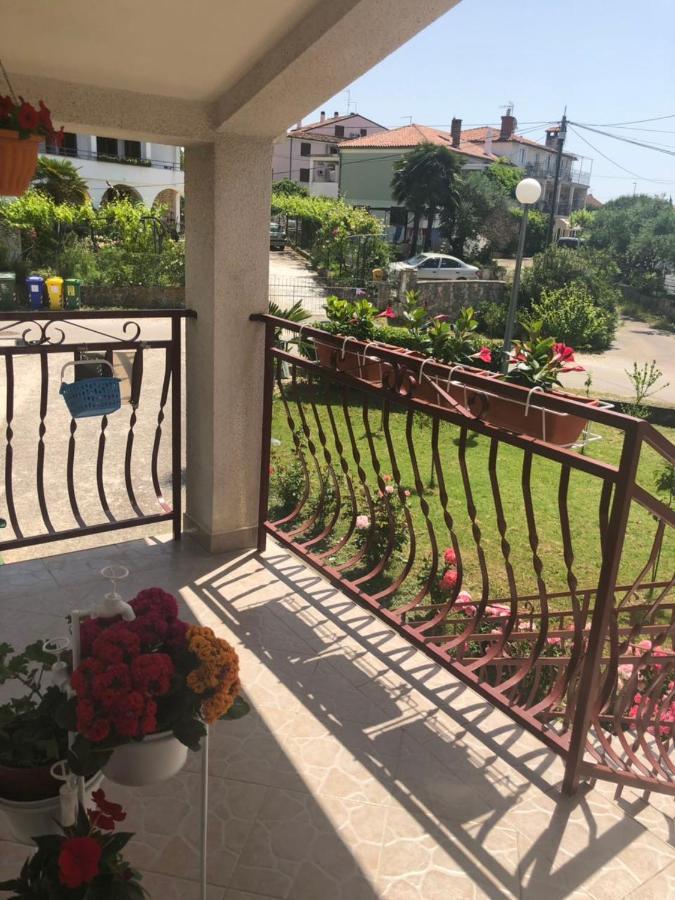 Apartman Sara Rovinj Exterior photo